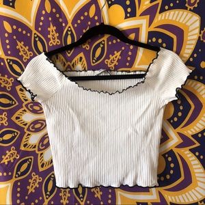 White off the shoulder top from Zara 🤍🤍